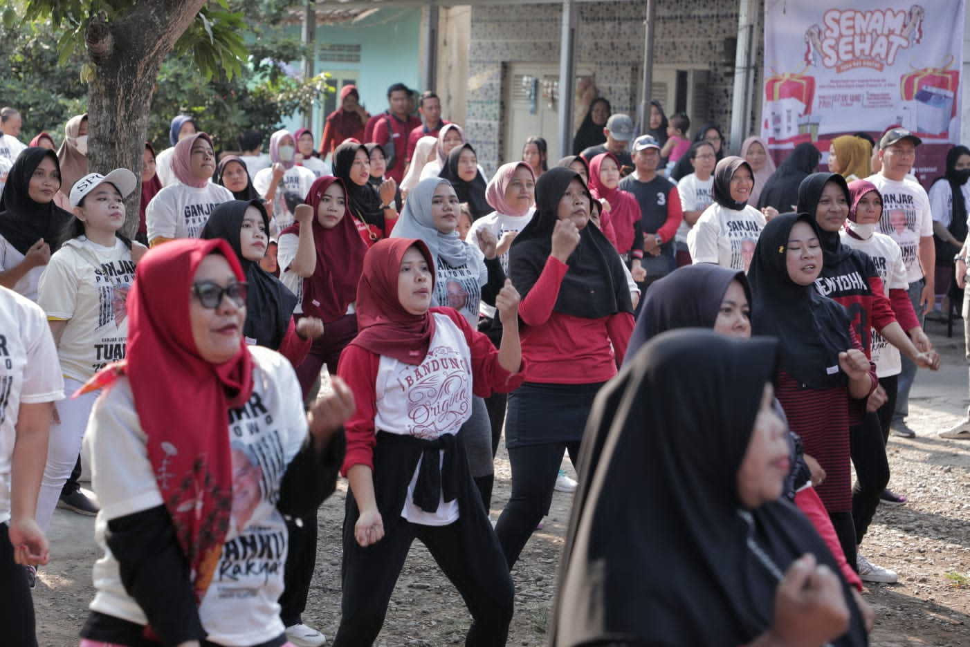 Peringati Hari Sumpah Pemuda Pena Mas Ganjar Gelar Senam Sehat Di