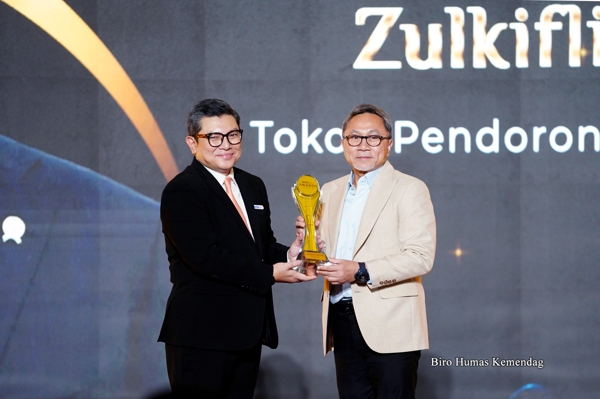 Zulkifli Hasan Raih Penghargaan Detikcom Awards Sebagai Tokoh Pendorong ...